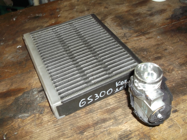 Радиатор кондиционера салонный lexus gs300