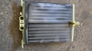 Радиатор отопителя w140