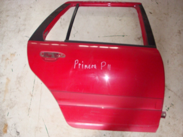 Дверь задняя правая (универсал) Primera P11