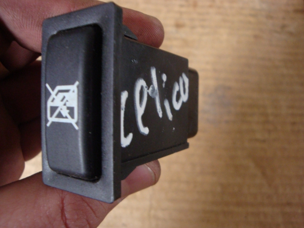 Кнопка блокировки стеклоподъемников Celica (ZT23#) 1999>